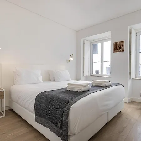 Garcia 28 By Lovelystay *