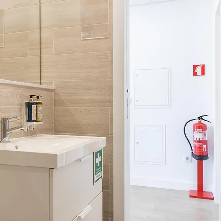 Garcia 28 By Lovelystay Lisboa