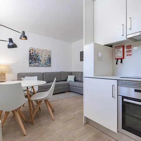 Garcia 28 By Lovelystay