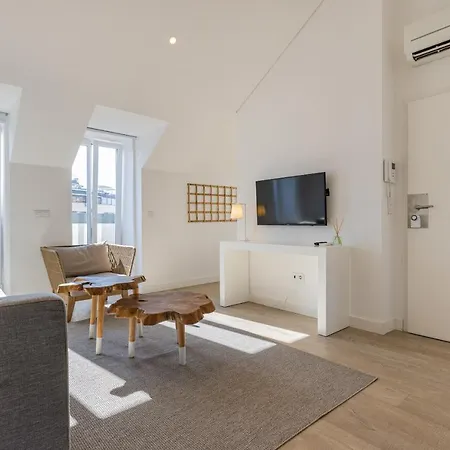 Garcia 28 By Lovelystay