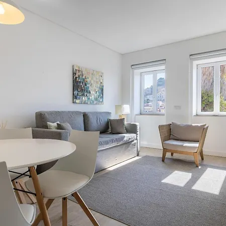 Garcia 28 By Lovelystay